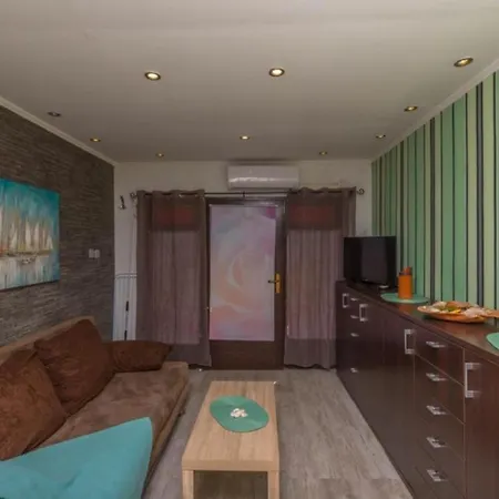 Appartamento Studio In With Seaview, Terrace, Air Condition, Wifi