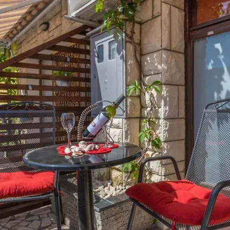 Studio In With Seaview, Terrace, Air Condition, Wifi Appartamento