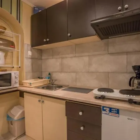 Studio In With Seaview, Terrace, Air Condition, Wifi Appartamento Crikvenica