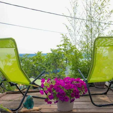 Studio In With Seaview, Terrace, Air Condition, Wifi *